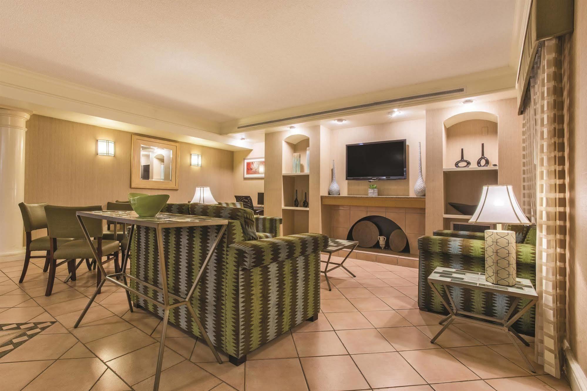 Hotel La Quinta By Wyndham San Francisco Airport North - Free Airport Shuttle South San Francisco Exterior foto